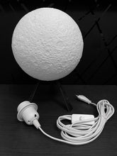 Cargar imagen en el visor de la galería, LÁMPARA RÉPLICA LUNA