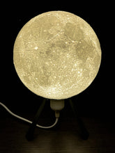 Cargar imagen en el visor de la galería, LÁMPARA RÉPLICA LUNA