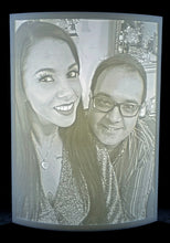 Cargar imagen en el visor de la galería, LITOFANÍA 100% PERSONALIZADA